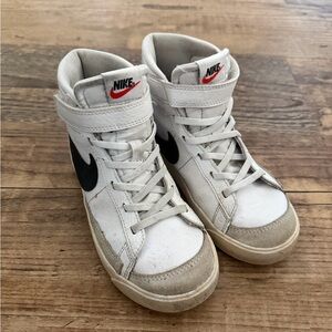 Nike Blazer Mid 77 Kids Sneakers